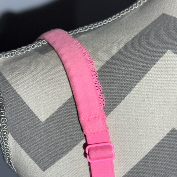 Pink Flower Lace Bra - Picture 6 of 13